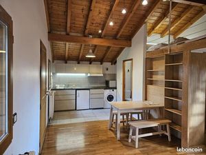 Studio 30m2 meublé tranquille proche TRAM et CHU