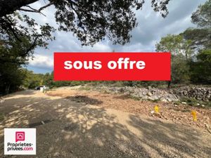 Vente terrain 1330 m² à Rians (83560)  119 000 €