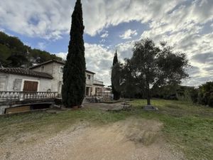 Vente terrain 670 m² à Mougins (06250)  690 000 €