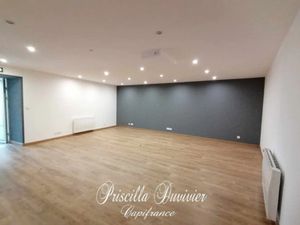 Vente locaux professionnels 87 m² à Berthecourt (60370)  135 000 €