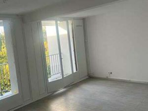 Location Appartement 3 pièces à Lormont (33310) : à louer 3 pièces / 74m² Lormont