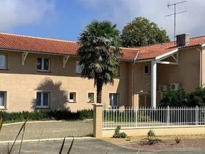 Vente immeuble 11 pièces 333.05 m² à Gabarret (40310)  570 000 €