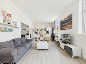 Studio à louer à Rue Général Capiaumont 61 Etterbeek (VBD61291)
