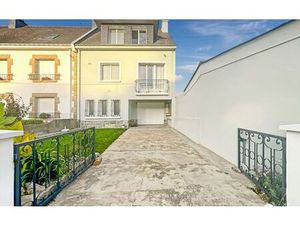 Location maison  123 m² T-4 à Port-Louis  1 224 €