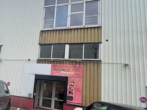 Bureau de prestige de 750 m2 en location - Neuilly-sur-Marne  France