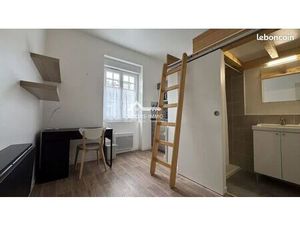 Studio 1 pièce 12 m²