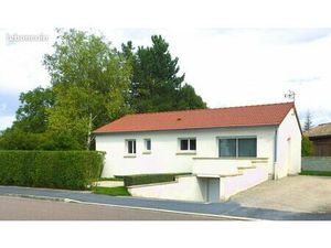 L'épine maison sur sous-sol