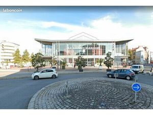 Parking vers le marché couvert à Vichy