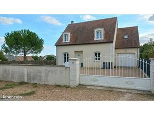 Maison Meublée : 6 chambres 135m² + cours et jardin 1000m² + garage de 12 5m²