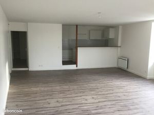 Location T4 à la Ferrière en Parthenay