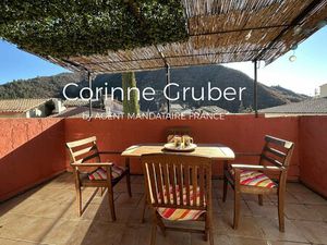 Digne-Les-Bains Appartement Atypique Type 3/4 de 84 m2 avec terrasse et cave