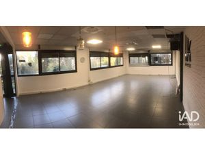 Location locaux professionnels 99 m² à Les milles (13290)  1 760 €