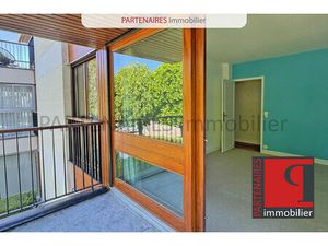 Appartement 110 m² - 3 ou 4 chambres - Loggia - Balcon - LE CHESNAY
