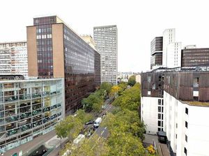 Surface atypique de charme de 78 m² au sol