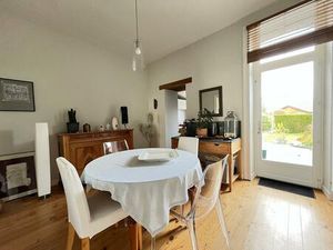 Maison de ville avec jardin et garage