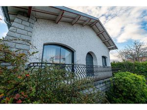 Clermont  grande maison familiale avec dépendances