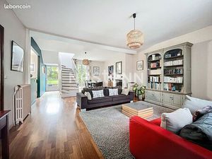 Propriété 6 pièces 161 m²