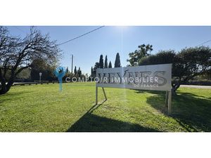 DEPT-30-A LOUER-MEYNES beau terrain à bâtir de 811m2 environ