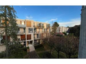 Location appartement  32.97 m² T-1 à Antony  834 €