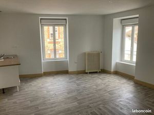 Appartement T2 rénové avec pompe à chaleur – Châlus centre (40m2)