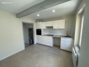 Maison de village mitoyenne - La Bastide de Lordat - Proche Pamiers