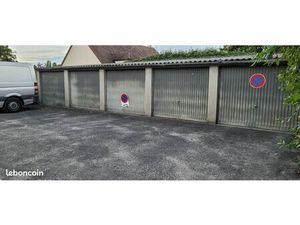 Grand Box / Garage 16 m² Pringy - Saint Fargeau Ponthierry – Avenue de Fontainebleau