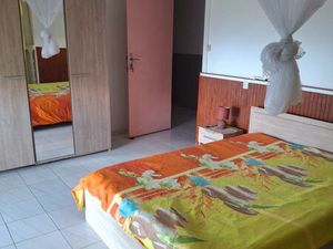 Grand F3 meublé avec terrasse