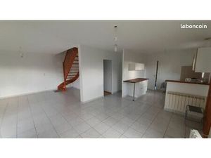 Maison à louer sur Saint Aubin du Cormier