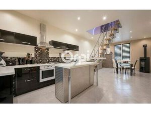 Maison Auby 139 m² T-5 à vendre  164 200 €