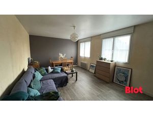 Appartement à vendre dans le centre de Liffré 3 chambres rénové à neuf