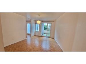 Grand 2 pièces de 40m2 terrasse cave parking Rueil-Malmaison