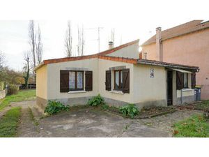 Maison plain-pied Mezy Sur Seine 2 chambres 4 pièces 70 m2