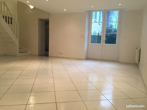 3 pièces 115 m2 en duplex avec terrasse de 20 m2 à Versailles