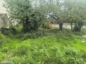 Terrain 600 m² Cognac