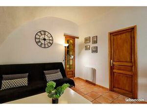 Maison de village  2 chambres  plein centre