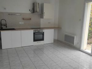 2 pièces en duplex jardin terrasse parking RER B