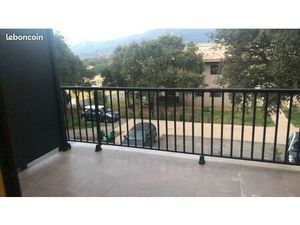 Studio à louer à l’année