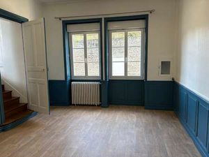 Location Appartement 2 pièces à Mayenne (53100) : à louer 2 pièces / 66m² Mayenne