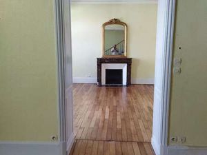 Location Maison à La Roche-Sur-Yon Gare Sncf - Sacré Coeur (85000) : à louer / 220m² La Ro