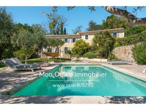 Référence : 5745-Dvi - Mas du Xviii siècle 250m2 + 2 Studios indépendants de 52m2 sur...