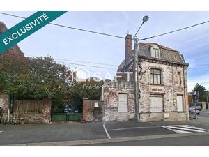 Maison semi-individuelle avec fort potentiel de rénovation !