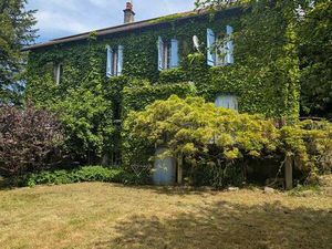 Grande maison 8 p. 218 m² + grange 140 m² sur 30 ares arborés