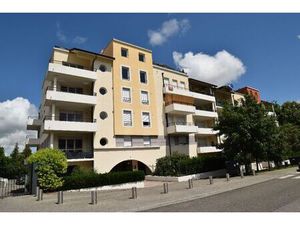 Location appartement 2 pièces 66 m² à Cessy (01170)