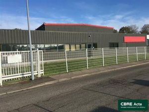 Vente local d'activités MESSEIN 802 m²