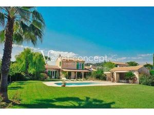 A Biot - Charmante Villa dans domaine - Proximité commodités