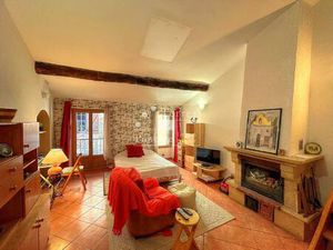 Maison de village à Aups avec mezzanine et revenu locatif – Proche Verdon