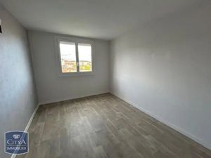Appartement à louer 2 pièces 43 m² - Pérignat-lès-Sarliève (63) - 585€