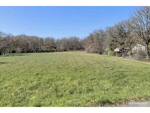 Terrain 835 m² La Salvetat Saint Gilles