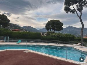 Chambre de bonne / Studio à vendre