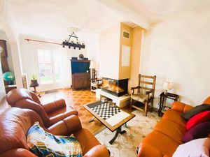 EXCLUSIVITE Maison de plain pied 6 pièces sur sous sol complet avec terrain de 2500 m2